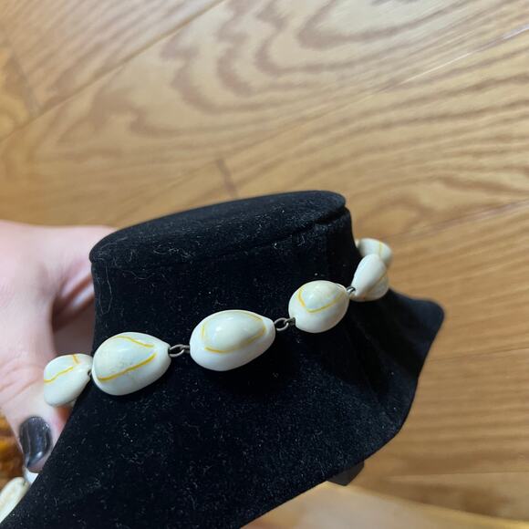 Vtg Wired Cowrie Shell Necklace & Wood Beaded Bracelet Hawaiian Aloha Lei Long - Picture 7 of 11